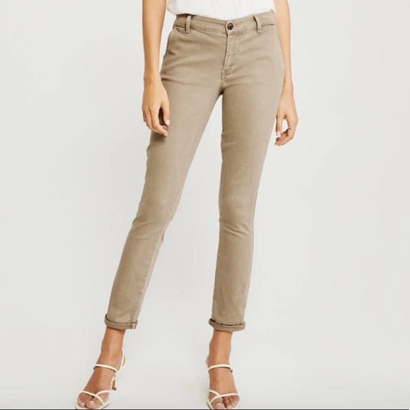 Abercrombie & Fitch Denim - Mid Rise Chino Pants